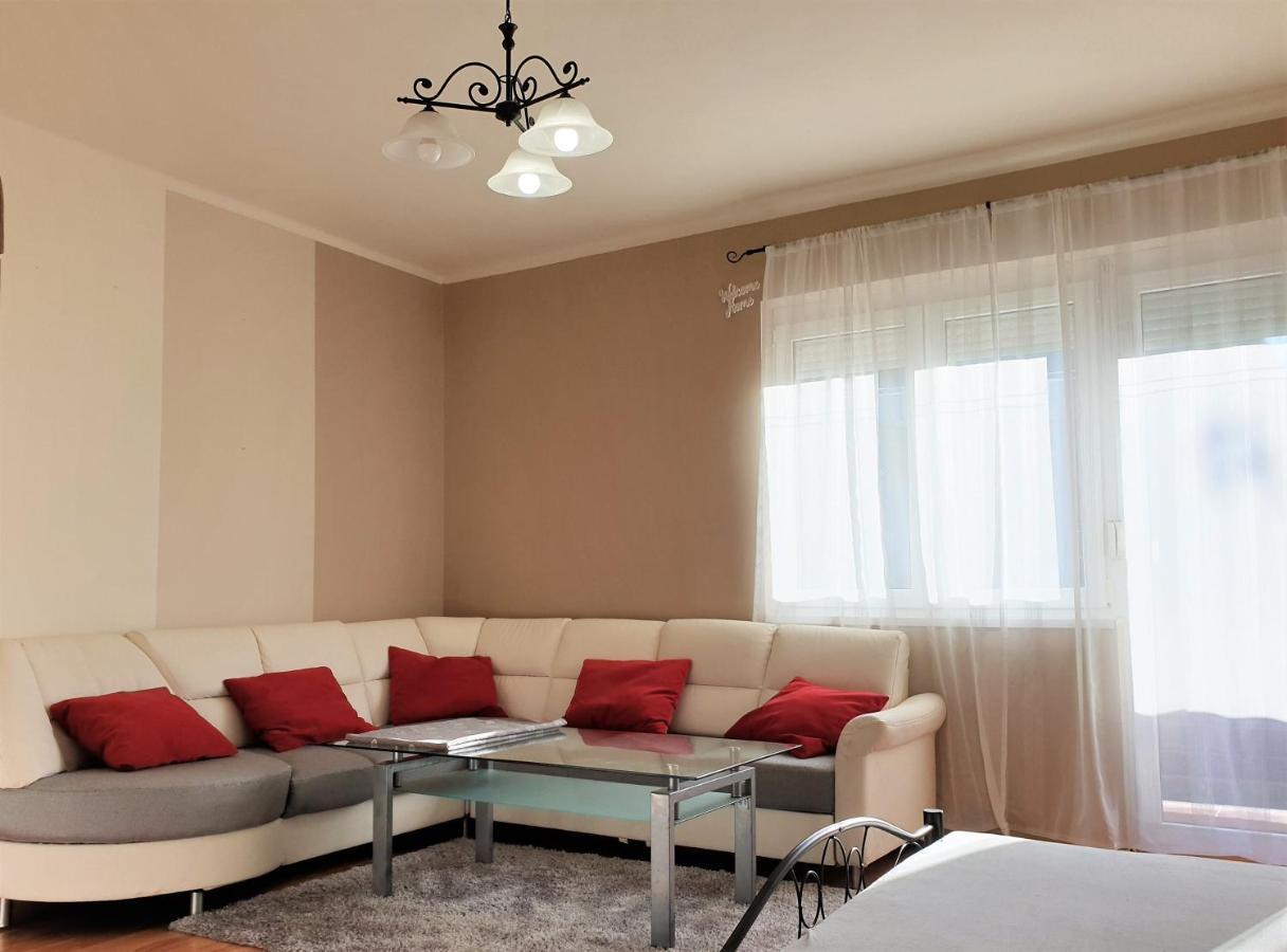 凯斯特海伊Apartman Balaton公寓 外观 照片