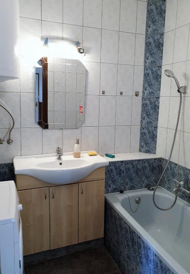 凯斯特海伊Apartman Balaton公寓 外观 照片