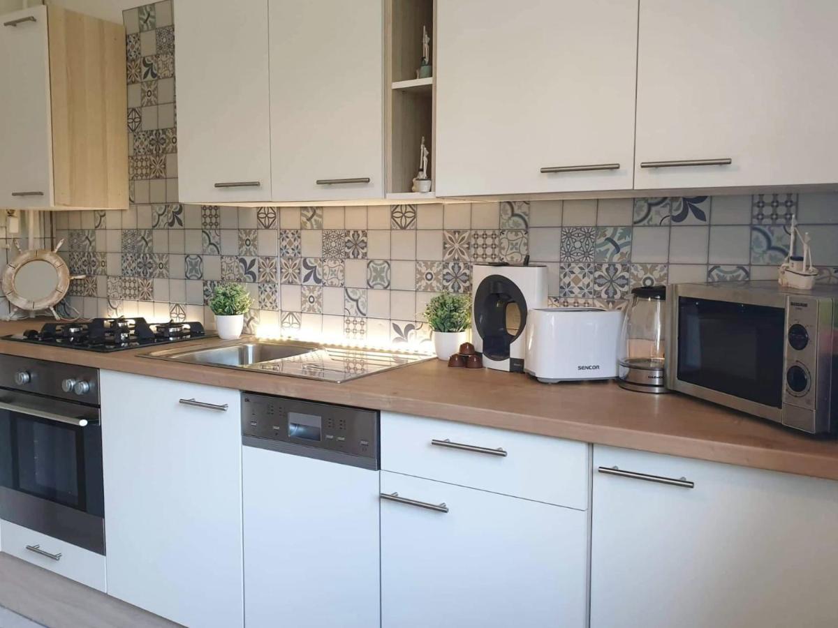 凯斯特海伊Apartman Balaton公寓 外观 照片