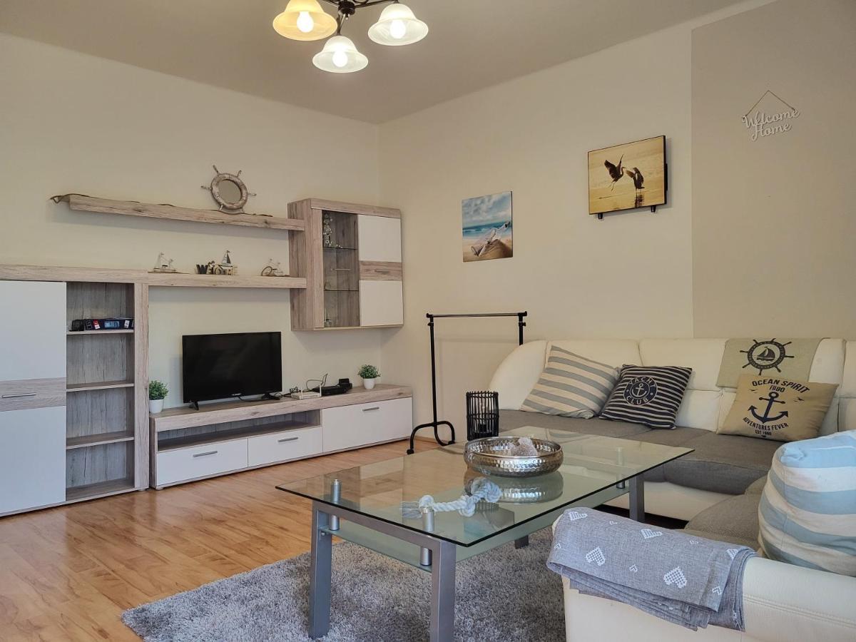 凯斯特海伊Apartman Balaton公寓 外观 照片