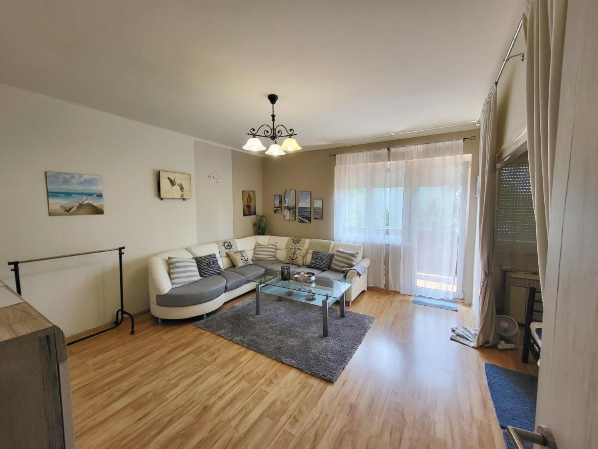 凯斯特海伊Apartman Balaton公寓 外观 照片